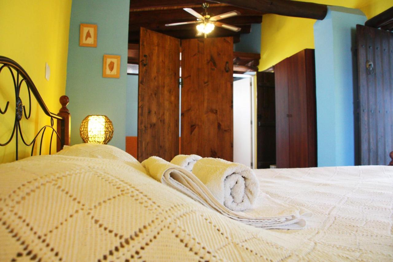 Aperanti Agrotourism Bed & Breakfast Pera Orinis Bagian luar foto