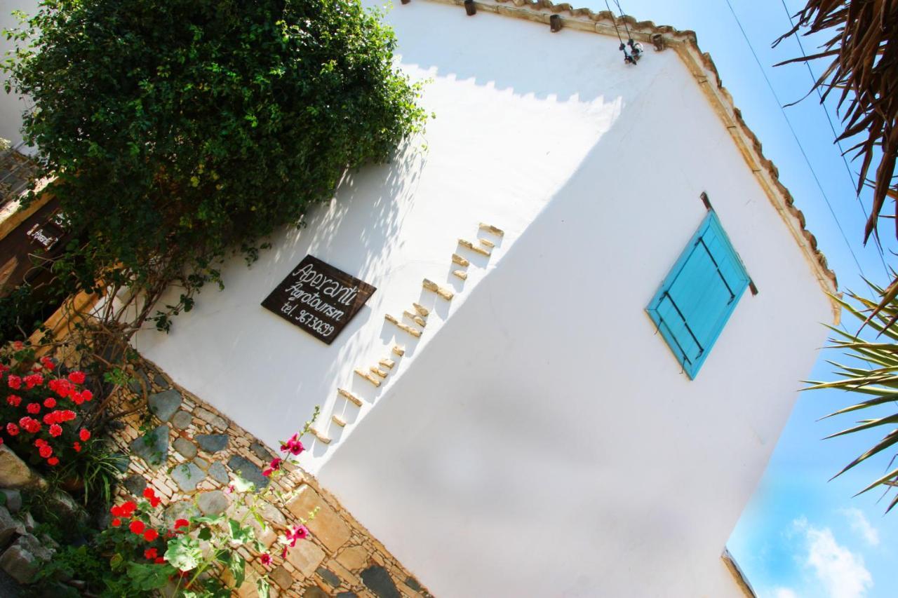 Aperanti Agrotourism Bed & Breakfast Pera Orinis Bagian luar foto