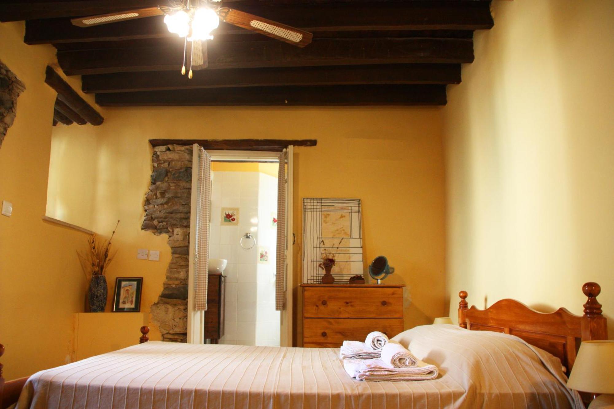 Aperanti Agrotourism Bed & Breakfast Pera Orinis Ruang foto