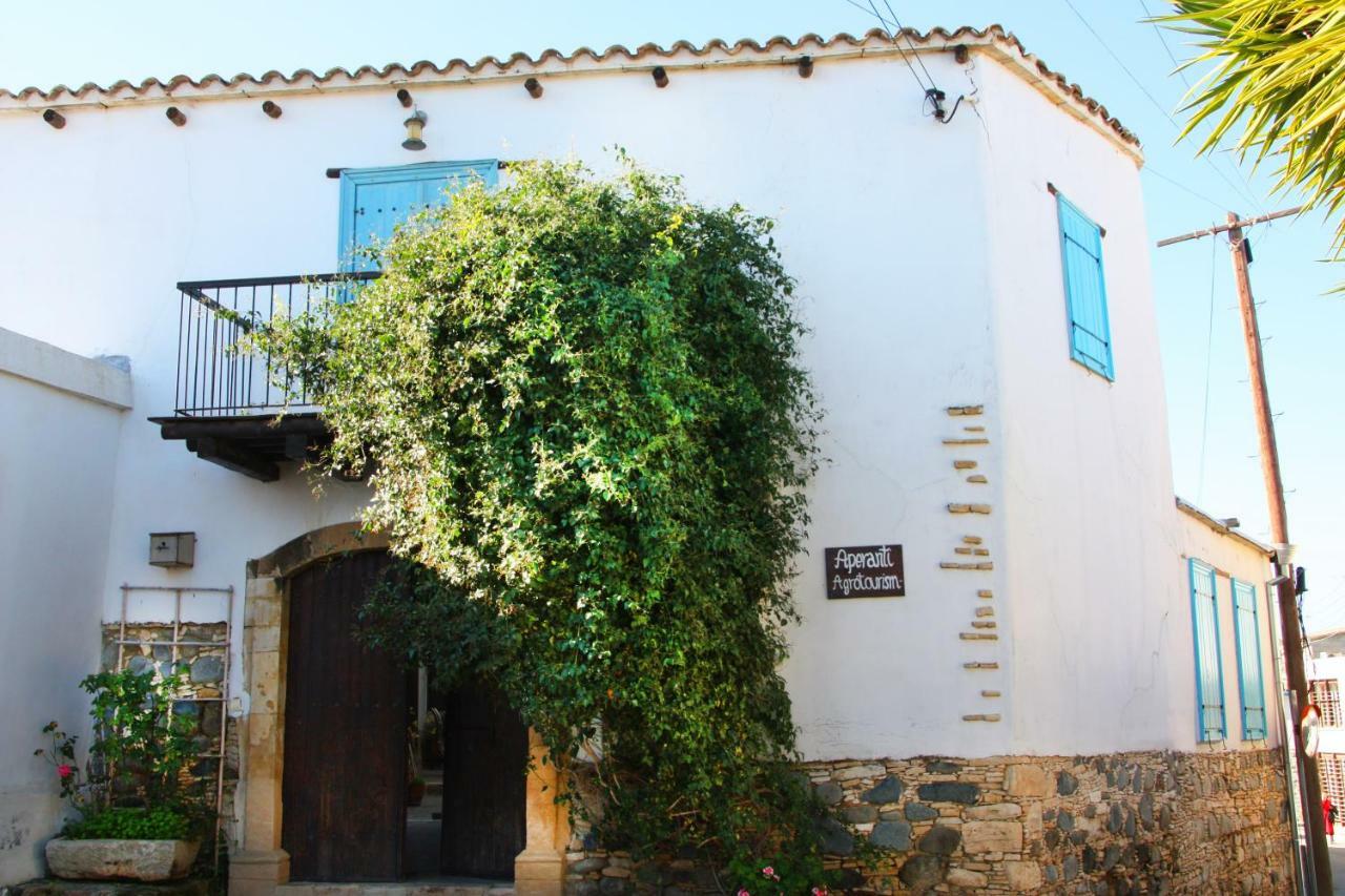 Aperanti Agrotourism Bed & Breakfast Pera Orinis Bagian luar foto